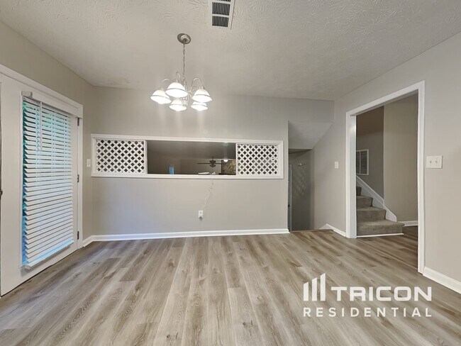 Building Photo - 80 Windsong Court Stockbridge GA