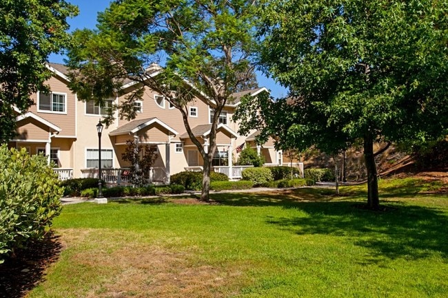 Building Photo - 9990 Scripps Vista Way