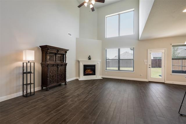 Building Photo - 6005 Horsetail Dr