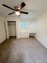 Building Photo - 807 W Murrill Ave