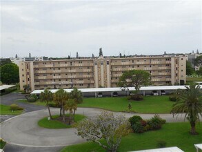 Building Photo - 3880 Ironwood Ln