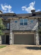 Building Photo - 3535 Summerway Dr