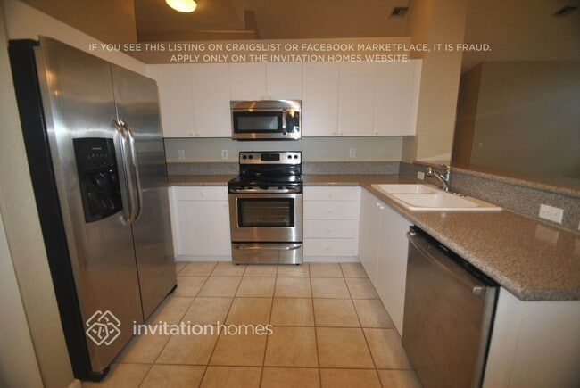 Foto del edificio - 3900 Majestic Palm Way