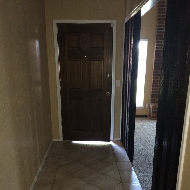 Foto del edificio - Charming 3 Bedroom In Edmond