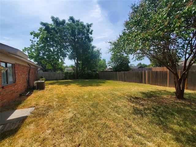 Building Photo - 1618 Meridian Way