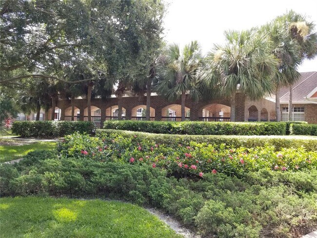 Foto del edificio - 10200 Gandy Blvd N