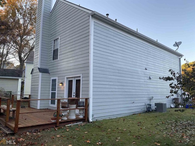 Building Photo - 6588 Devonshire Ct