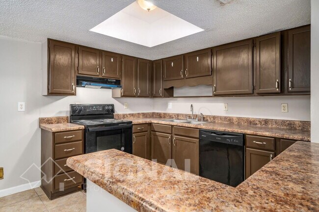 Foto del edificio - 1267 Magnolia Pl