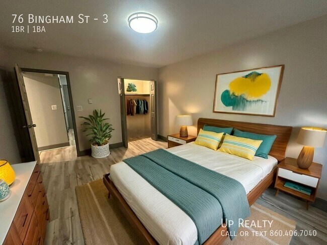 Building Photo - 76 Bingham St