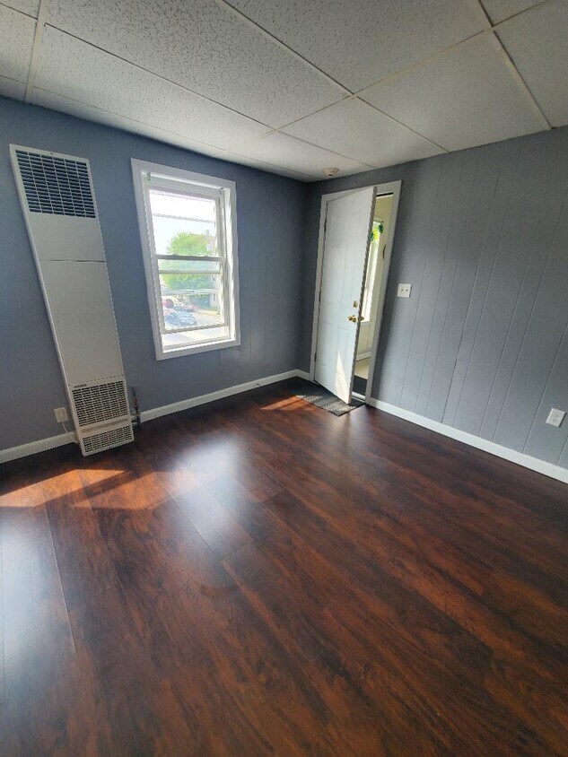 270 5th St Unit 2 n, Fall River, MA 02721 270 5th St Fall River, MA