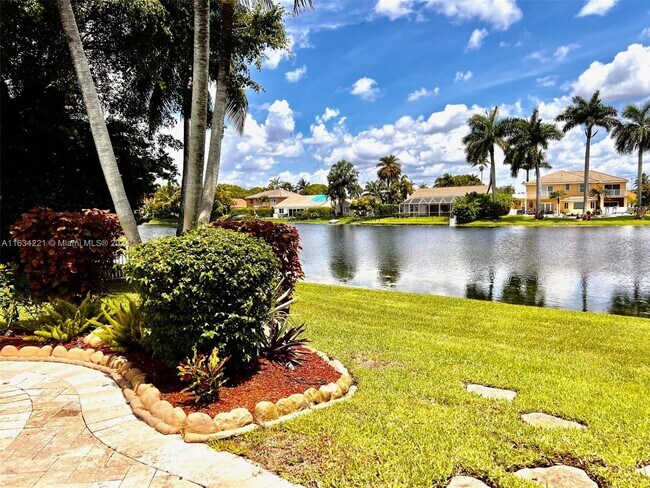 Foto del edificio - 19909 SW 7th Pl