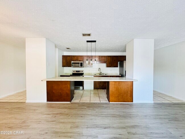 Foto del edificio - 3604 Betsy Ln