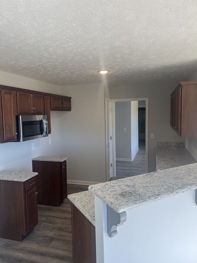 Foto del edificio - NEW BUILD 3 BEDROOM 2 BATHROOM HOME IN SCE...