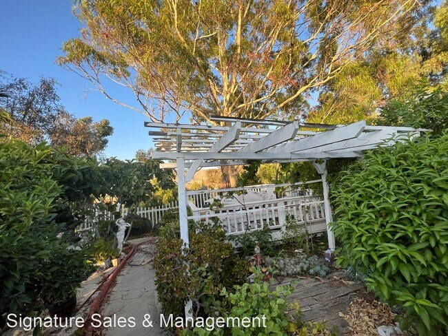 Building Photo - 4 br, 2 bath House - 1761 Bel Air
