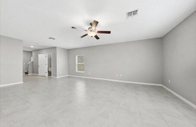 Foto del edificio - 15537 Miller Creek Dr