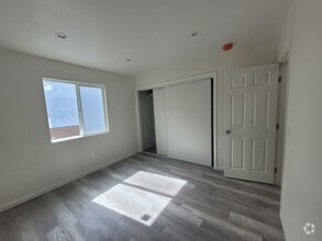 Building Photo - 15406 Longworth Ave