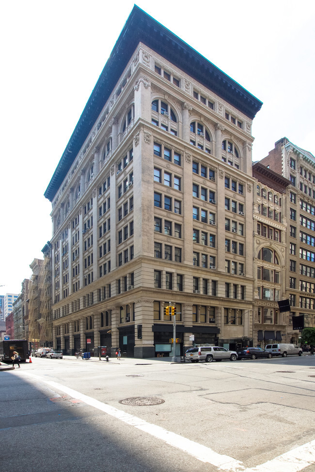 Building Photo - Folio House