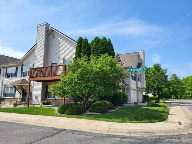 Foto del edificio - 3318 Lenehan Ln