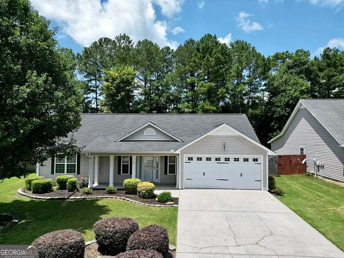 Primary Photo - 17 Granite Way