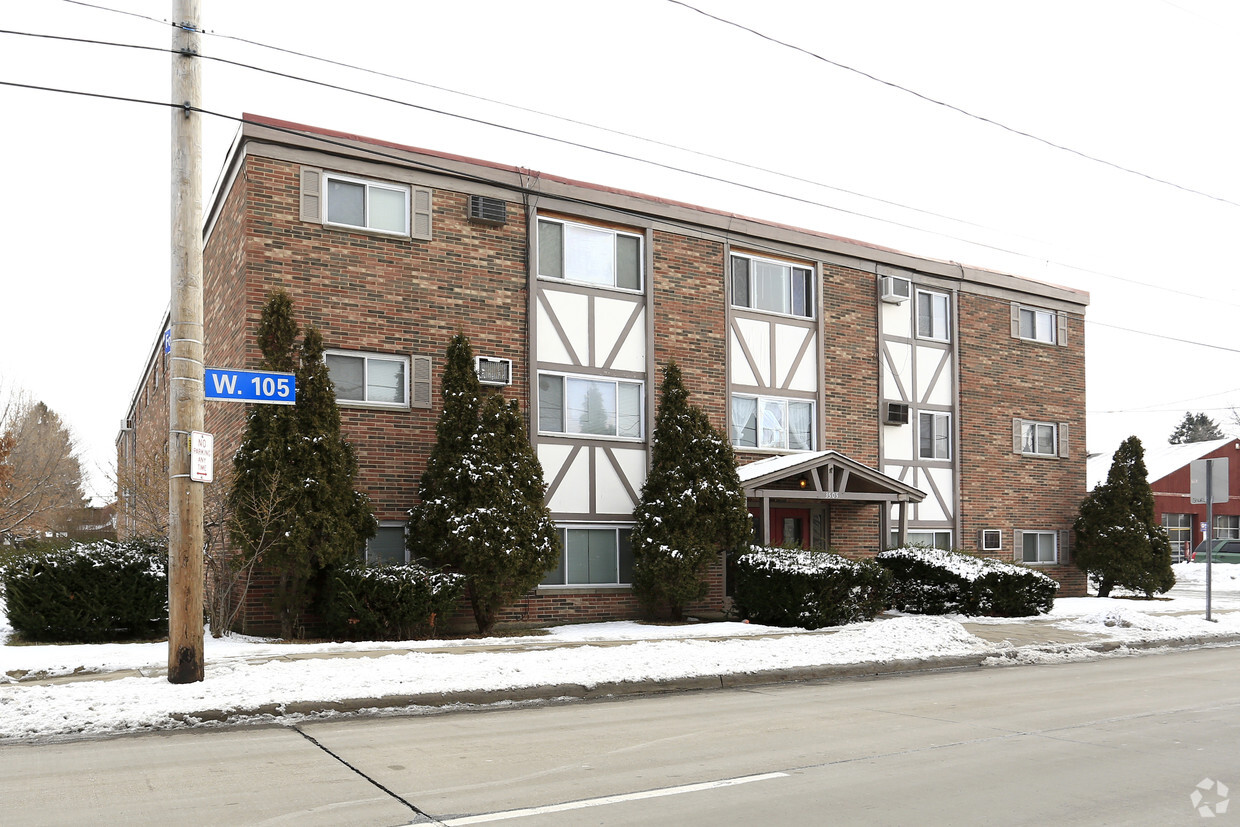 Foto principal - 3511 W 105th St