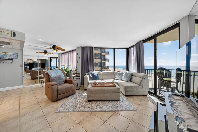 Foto del edificio - 9850 S Thomas Dr