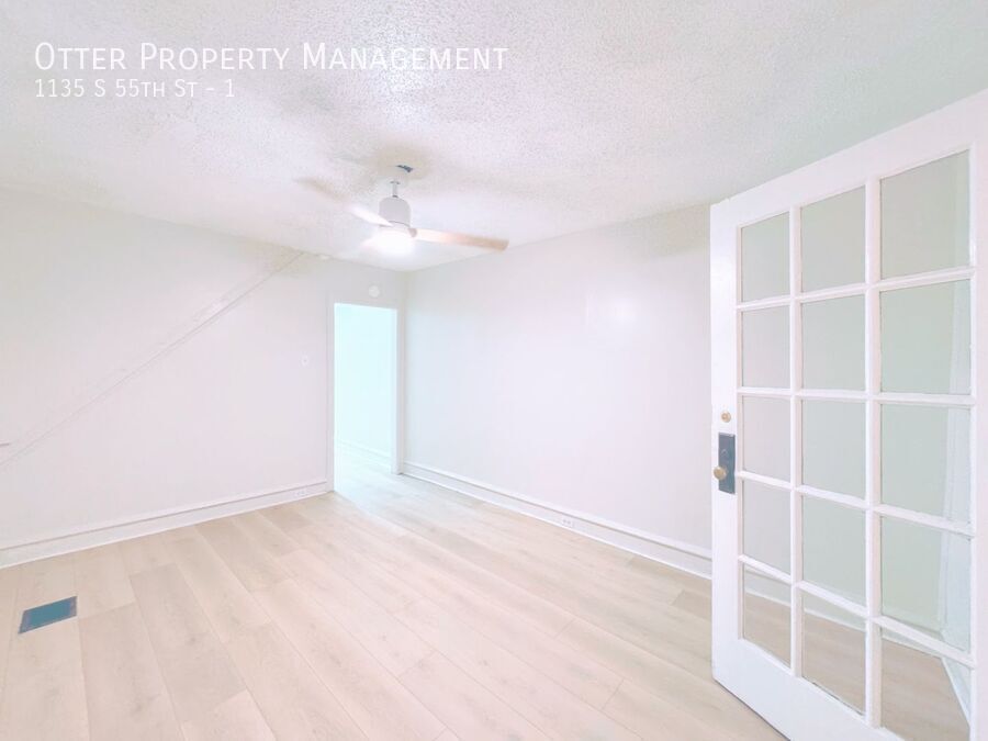 Primary Photo - 1135 S 55th St