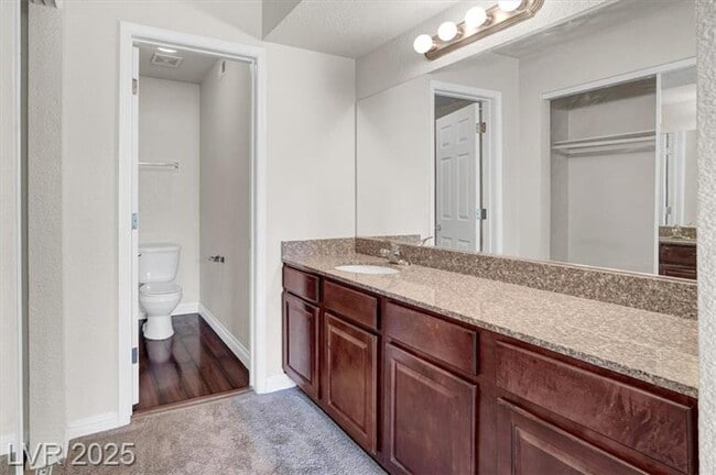 Building Photo - 2606 S Durango Dr