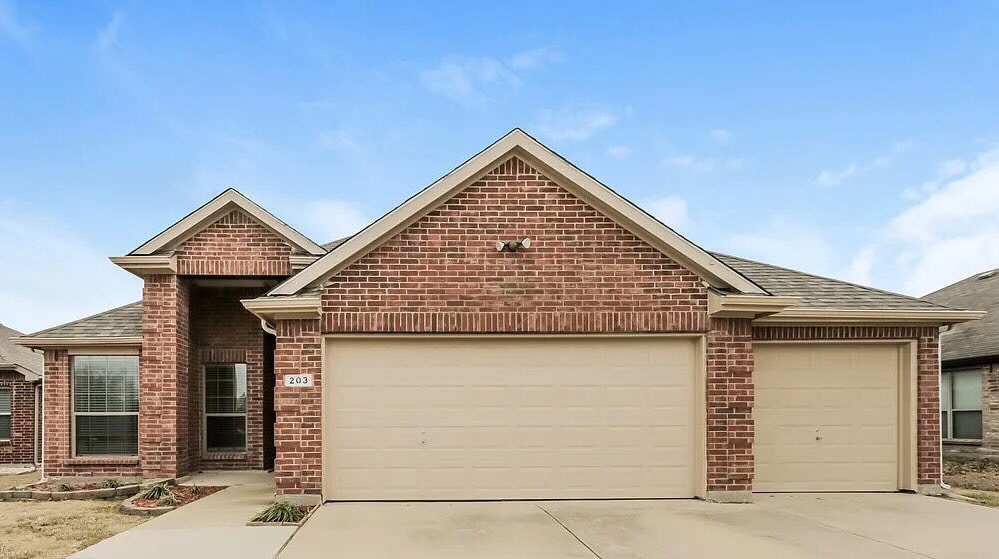 244 S Chestnut St, Forney, TX 75126 House Rental in Forney, TX