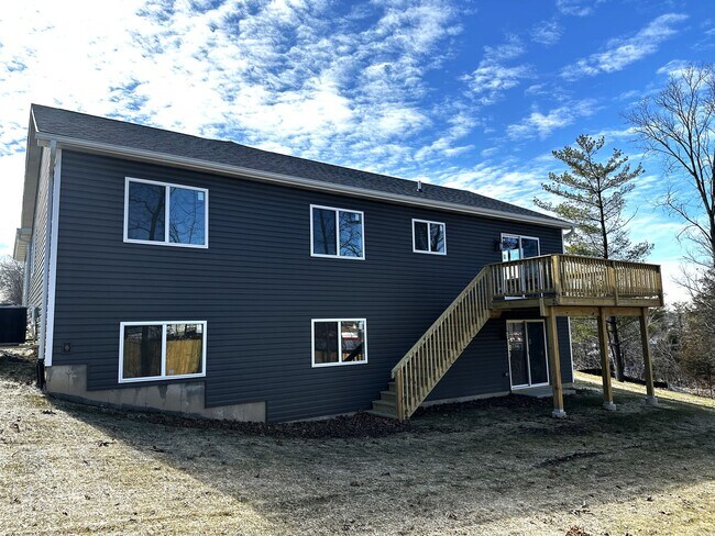 Foto del edificio - 317 Buena Terrace