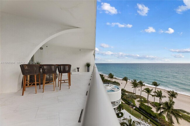 Foto del edificio - 16901 Collins Ave