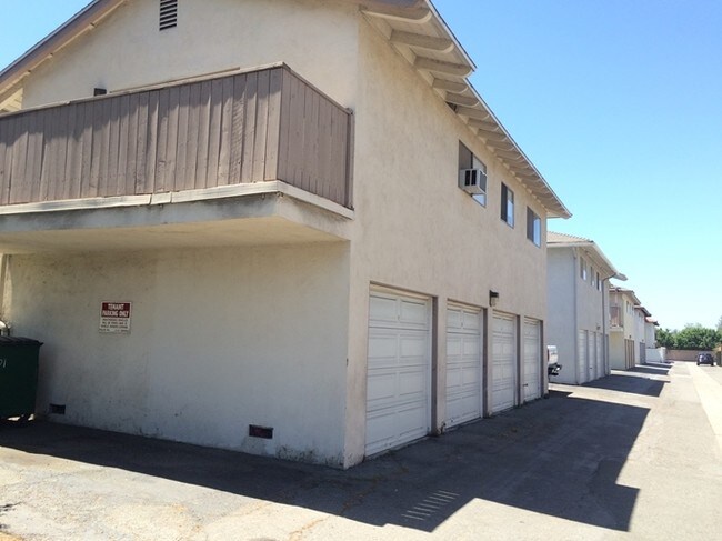 Building Photo - 401 W Stevens Ave