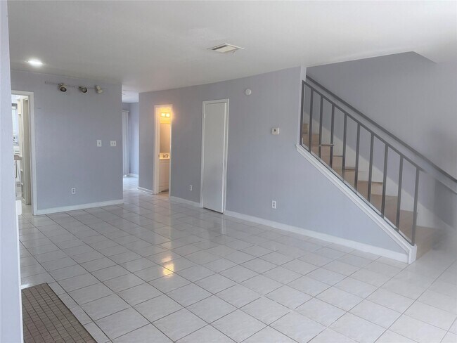 Foto del edificio - 9901 Sharpcrest St