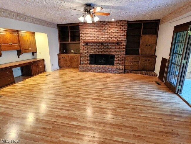 Foto del edificio - 59 Trumbull Dr