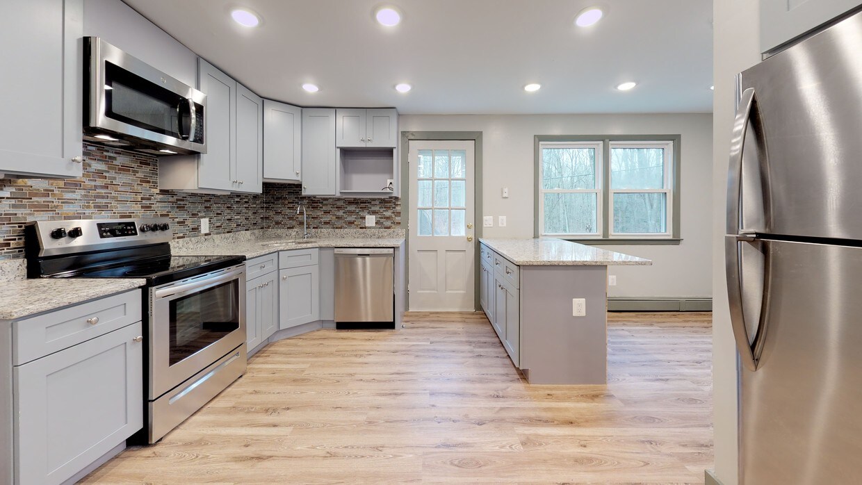 Photo - Willington Oaks Apartments