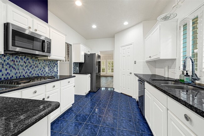 Building Photo - 7915 Wolfield Ln