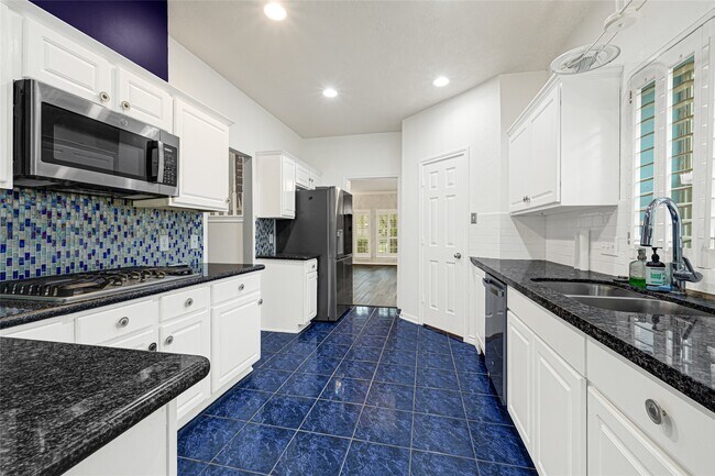 Foto del edificio - 7915 Wolfield Ln