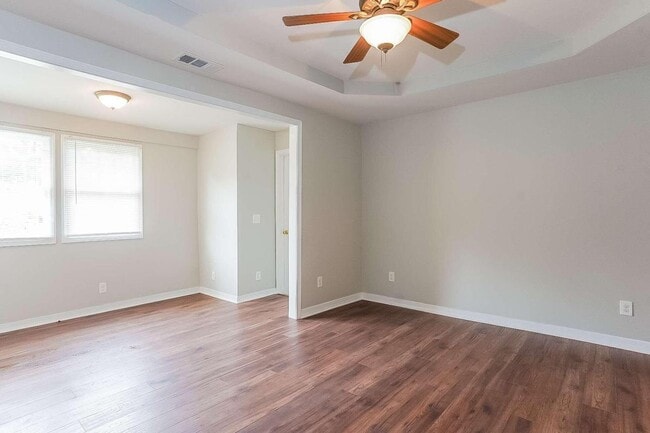 Building Photo - 1276 Dogwood Ln