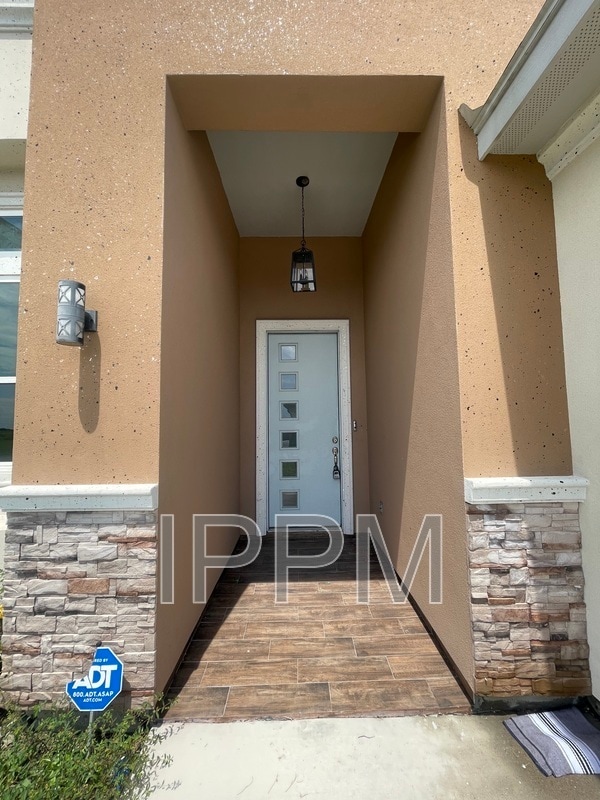 Building Photo - 5005 Westgate