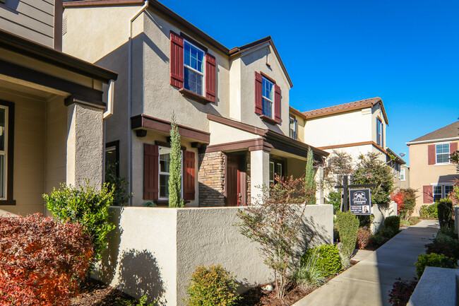Building Photo - 2024 Mannington Pl