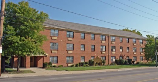 Building Photo - 1435 W Third St