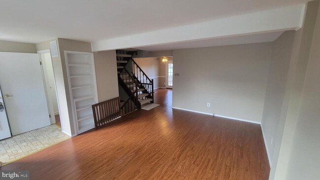 Building Photo - 1369 St Francis Rd