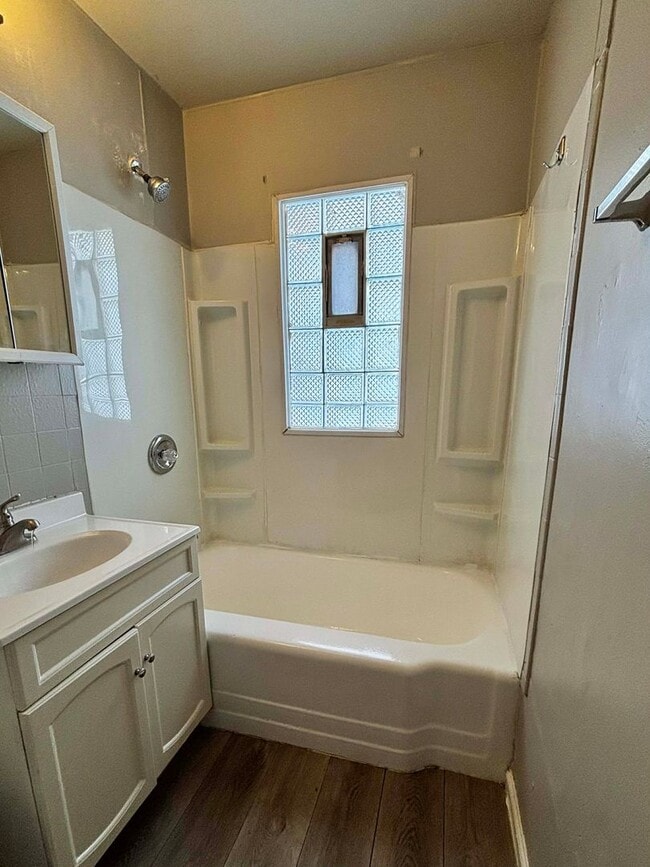 Building Photo - Beautifully Updated 2-Bedroom Home inGary