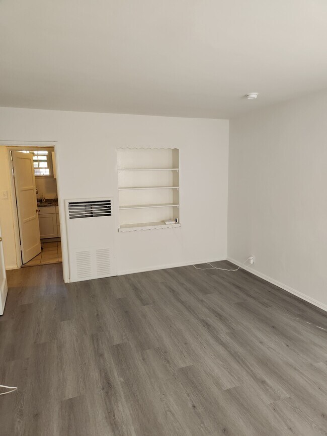 Sala de estar - 2183 W 27th St