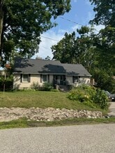 Building Photo - 18 Galley Av
