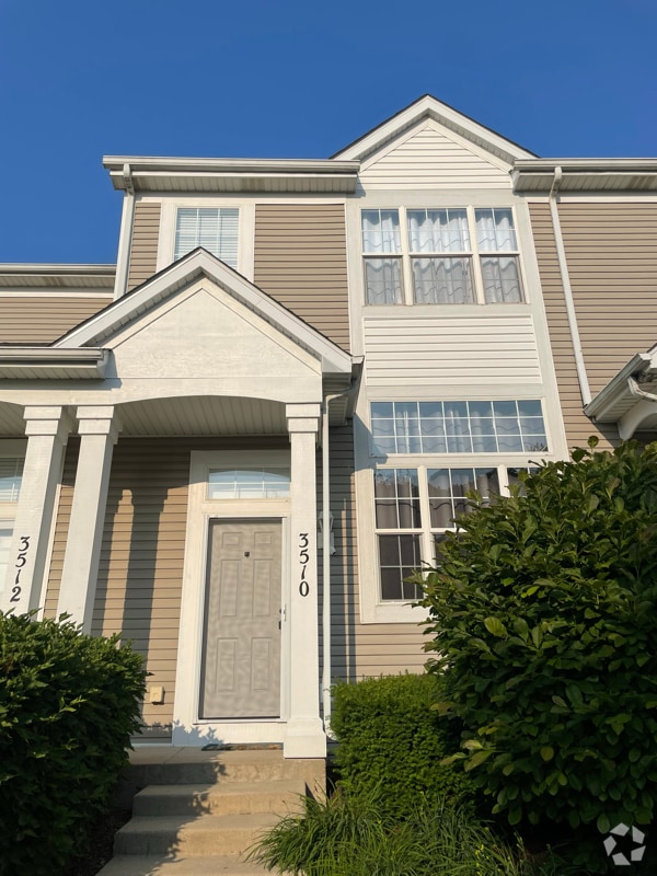 Building Photo - 3510 Meadow Lily Dr