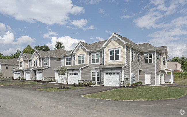 Building Photo - East Pointe Apartments