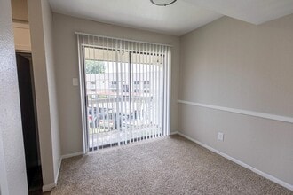 Building Photo - 15100 Golden Eagle Dr