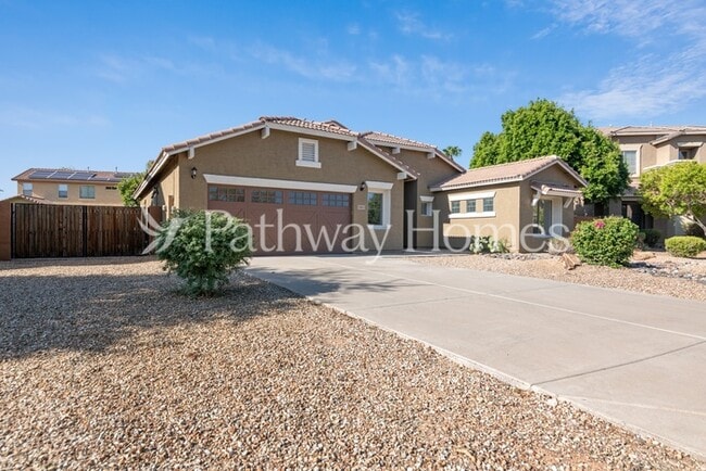 Building Photo - 13843 W Watson Ln