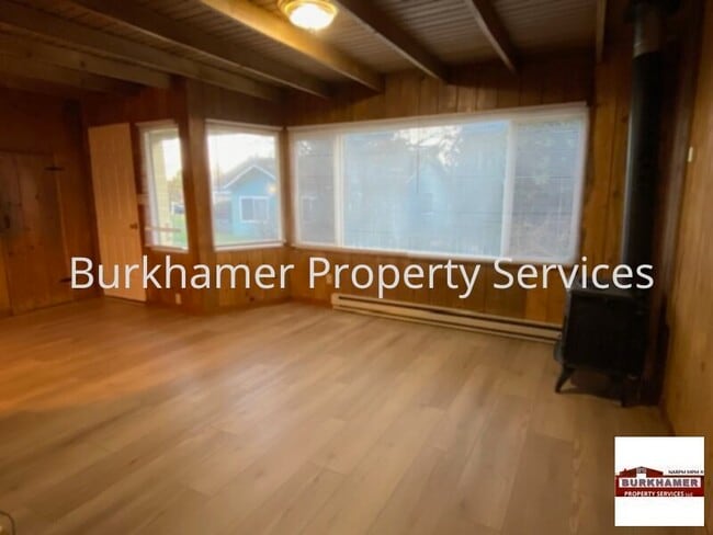 Building Photo - 6616 Olympic Hwy