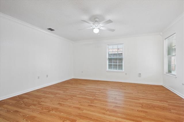 Foto del edificio - 4043 Gray Oak Pl